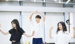 羽绒服爆料视频大全集,揭秘时尚保暖的秘密武器