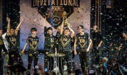 lpl最新爆料rng,RNG战队动向揭秘，新赛季蓄势待发！